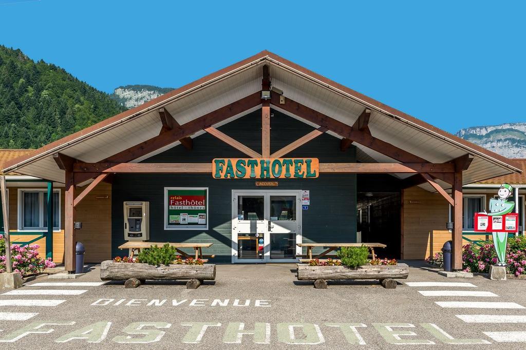 Fasthotel Тон Екстер'єр фото
