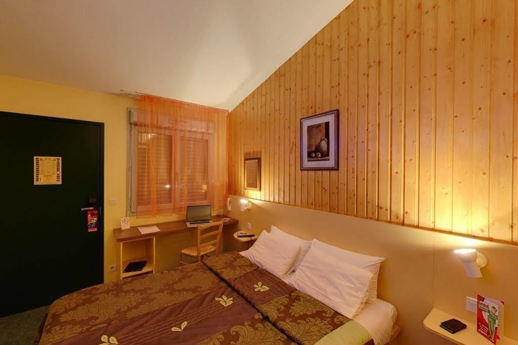 Fasthotel Тон Екстер'єр фото